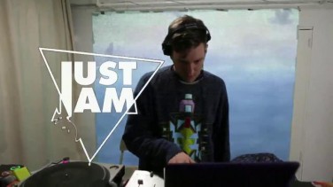 JUST JAM SPECIAL – DUBBEL DUTCH