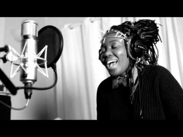 TAWIAH – LITTLE DRUMMER BOY (VIDEO)